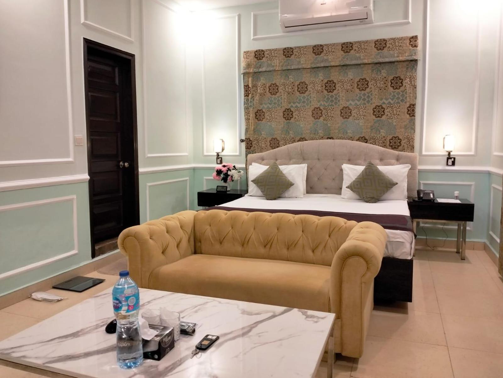Riviera Courtyard Guest House Islamabad Exterior photo